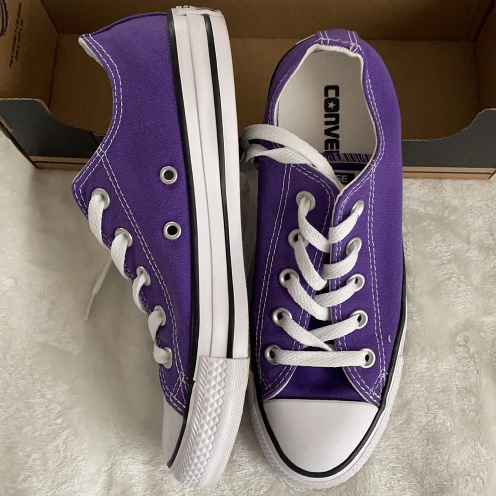 Purple Converse - Size 6 Women’s - Picture 2 of 3